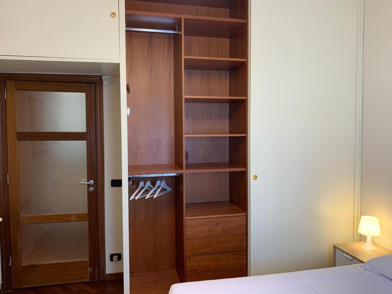 Casa Battisti Messina Guest House In Centro Citta, Ideale Per Famiglie O Gruppi מראה חיצוני תמונה