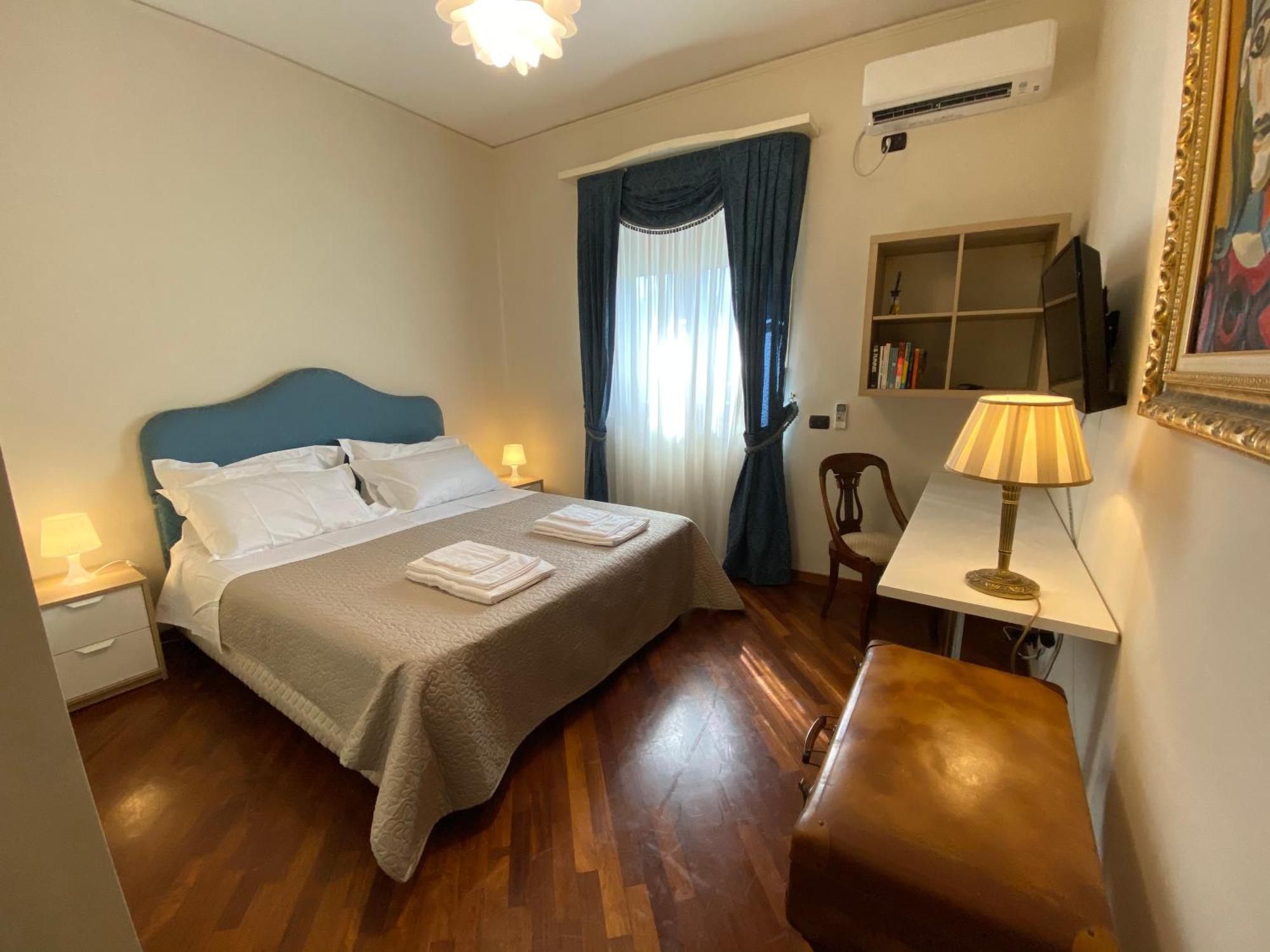 Casa Battisti Messina Guest House In Centro Citta, Ideale Per Famiglie O Gruppi מראה חיצוני תמונה