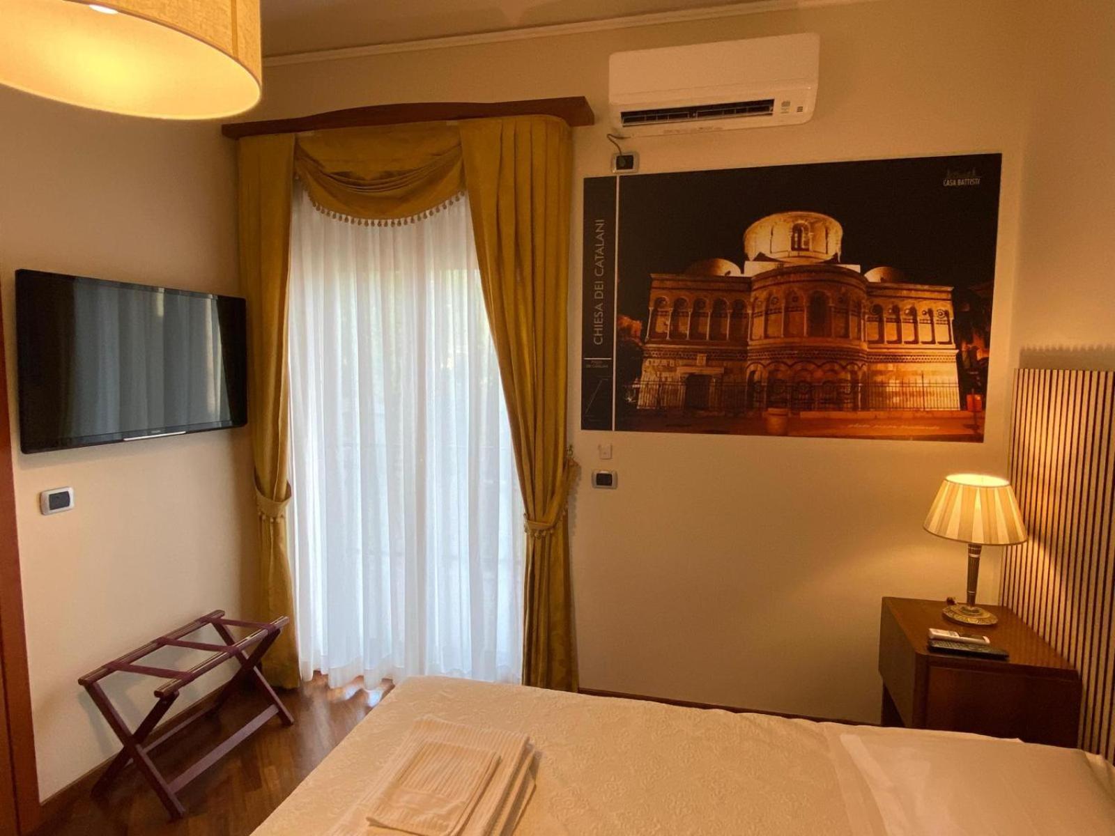 Casa Battisti Messina Guest House In Centro Citta, Ideale Per Famiglie O Gruppi מראה חיצוני תמונה