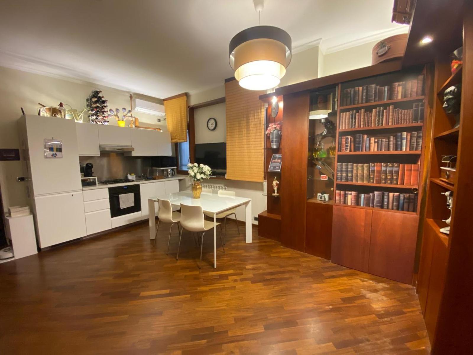 Casa Battisti Messina Guest House In Centro Citta, Ideale Per Famiglie O Gruppi מראה חיצוני תמונה